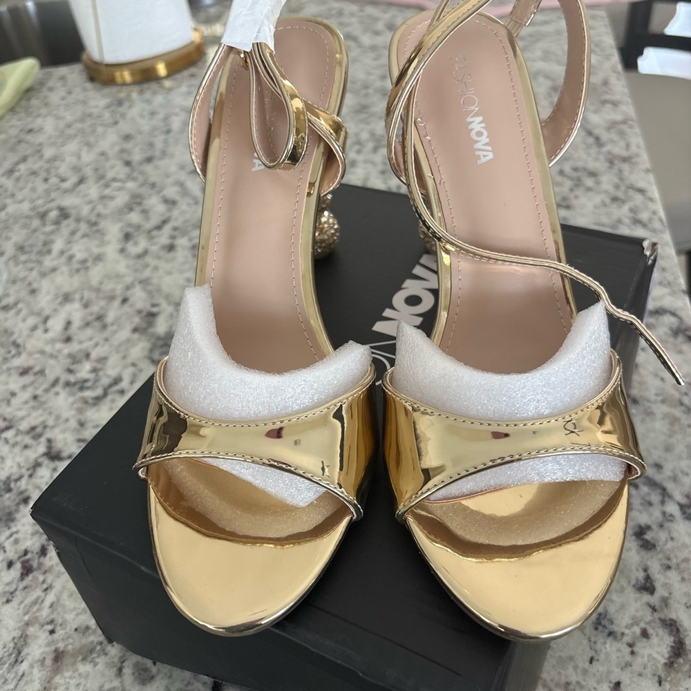 Fashion Nova Shiny Gold Heels
